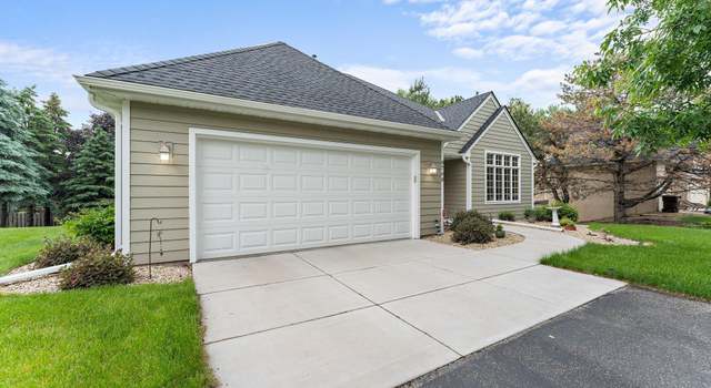 Photo of 8768 Pheasant Run Rd, Woodbury, MN 55125