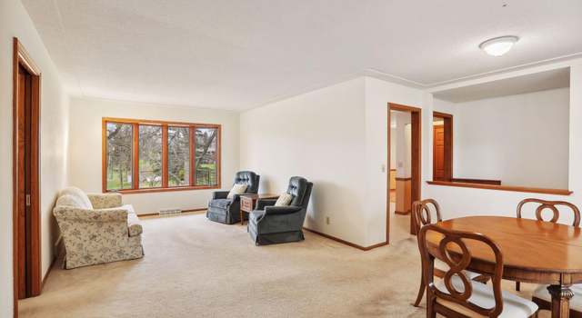 Photo of 2512 W 93rd St, Bloomington, MN 55431