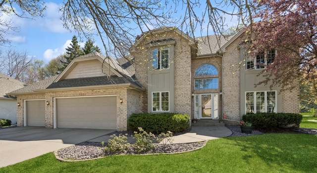 Photo of 1284 W Royal Oaks Dr, Shoreview, MN 55126