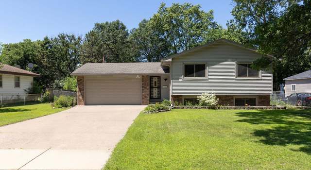 Photo of 5833 Perry Ave N, Minneapolis, MN 55429