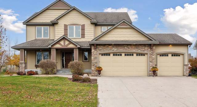 Photo of 10919 River Pines Dr N, Champlin, MN 55316