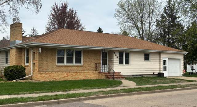 Photo of 505 Victoria St, Fairmont, MN 56031