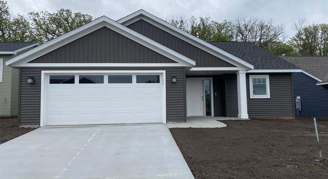 Photo of 1082 Falcon Rd SE, Rochester, MN 55904