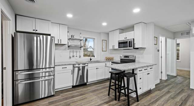 Photo of 8242 Bloomington Ave S, Bloomington, MN 55425