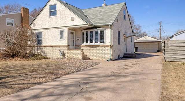 Photo of 2194 Suburban Ave, Saint Paul, MN 55119