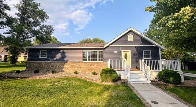 Photo of 211 3rd Ave N, Waldorf, MN 56091