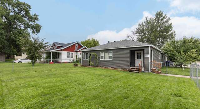 Photo of 224 4th St SE, Barnesville, MN 56514