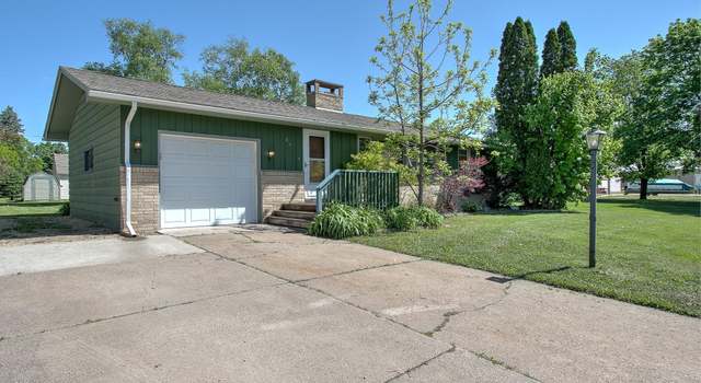 Photo of 235 W 3rd St, Rush City, MN 55069