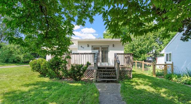 Photo of 905 Bellows St, West Saint Paul, MN 55118