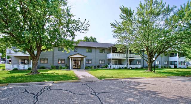 Photo of 3050 Riverwood Dr #121, Hastings, MN 55033