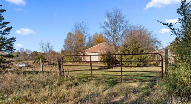 Photo of 334 Glenmont Rd, Troy Twp, WI 54022