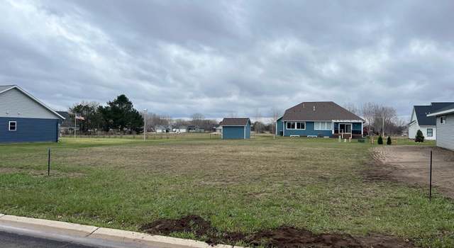 Photo of 810 St. James Cir, Litchfield, MN 55355