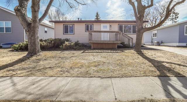 Photo of 807 10 1/2 Ave W, Fargo, ND 58078