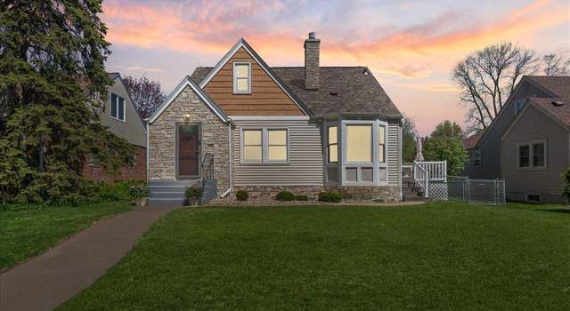 Photo of 1391 Iowa Ave W, Falcon Heights, MN 55108
