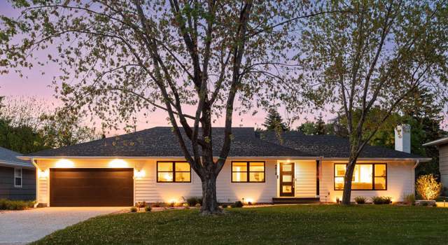 Photo of 4512 Andover Rd, Edina, MN 55435