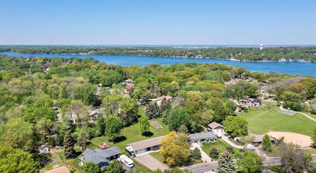 Photo of 15122 Green Oaks Trl SE, Prior Lake, MN 55372