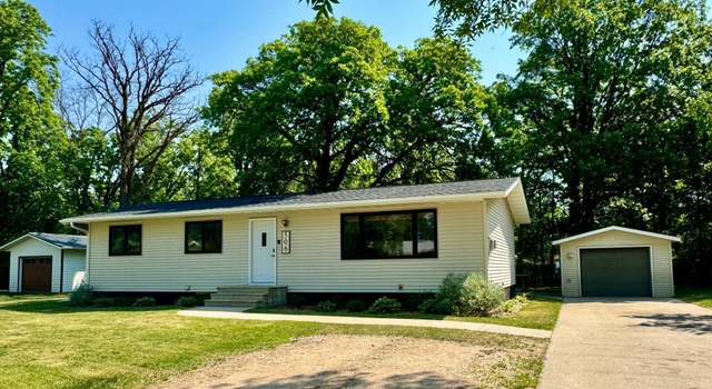 Photo of 506 7th Ave SE, Roseau, MN 56751