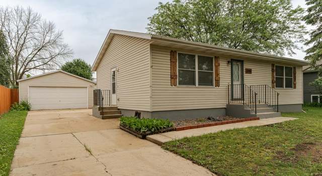 Photo of 2051 44th St NW, Rochester, MN 55901