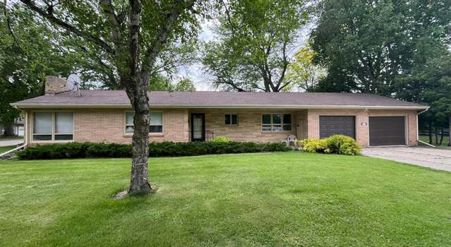 Photo of 781 8th St, Walnut Grove, MN 56180