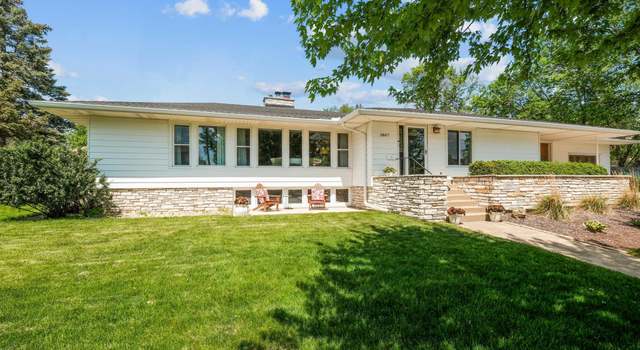 Photo of 3847 Huntington Ave, Saint Louis Park, MN 55416