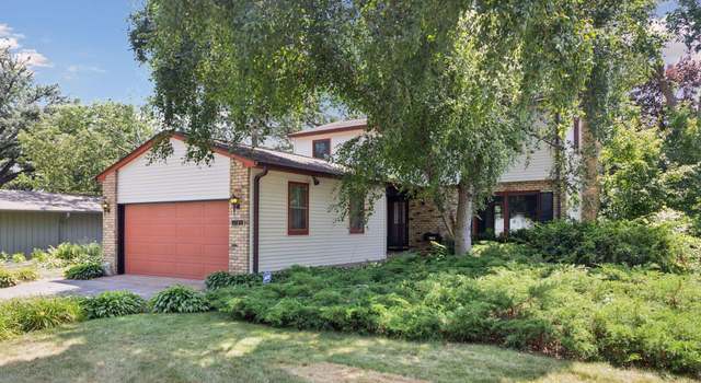 Photo of 2184 Larry Ho Dr, Saint Paul, MN 55119