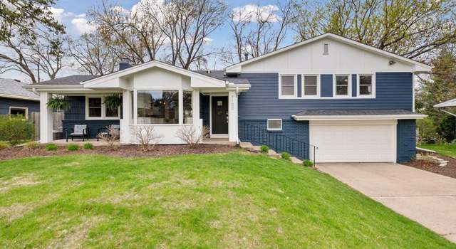 Photo of 7100 W Shore Dr, Edina, MN 55435