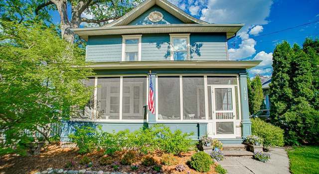 Photo of 1337 2nd St S, Stillwater, MN 55082
