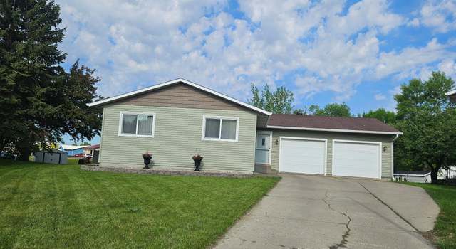 Photo of 2904 17th Ave S, Moorhead, MN 56560