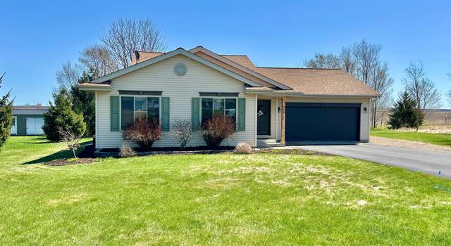 Photo of 308 Marc St, Star Prairie, WI 54026