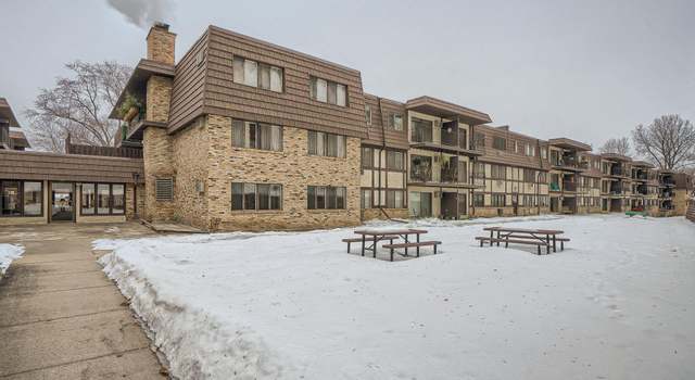 Photo of 215 Barry Ave S #214, Wayzata, MN 55391