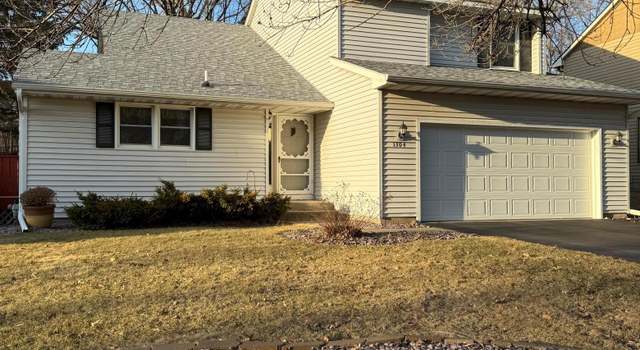 Photo of 1304 Rushmore Cres, Burnsville, MN 55306