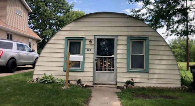 Photo of 604 Elliott Ave N, Glencoe, MN 55336