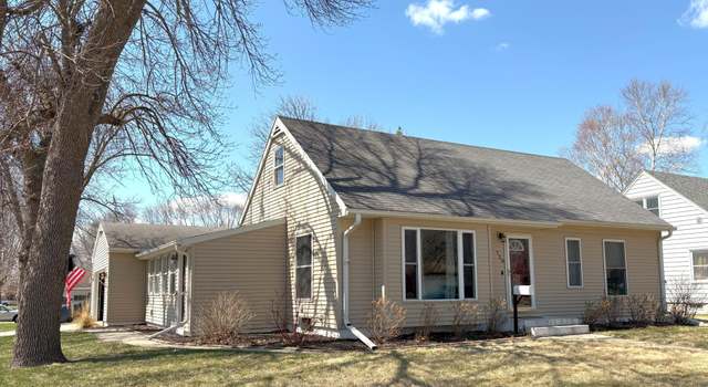 Photo of 720 10th St S, Benson, MN 56215