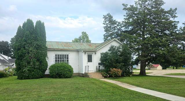 Photo of 406 N Kingston St, Caledonia, MN 55921