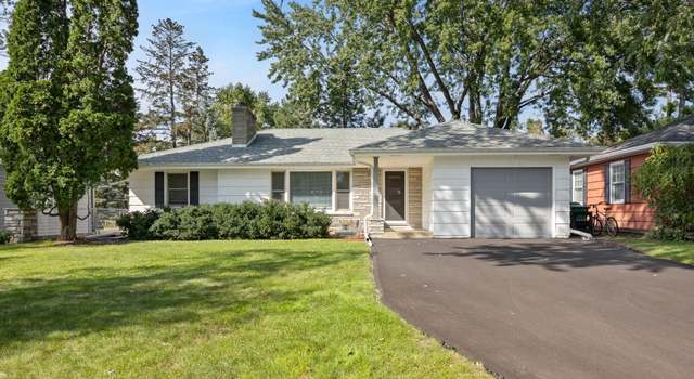 Photo of 5044 W 56th St, Edina, MN 55436