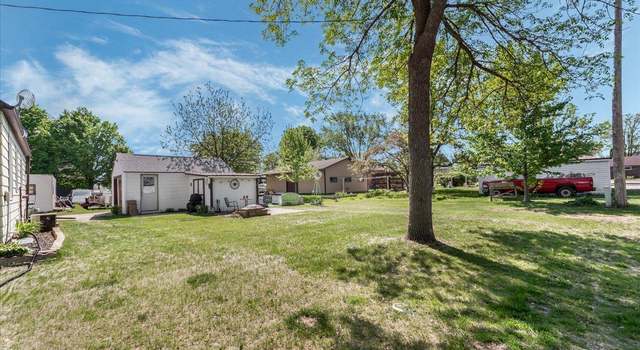 Photo of 335 Cossairt Ave W, Eden Valley, MN 55329