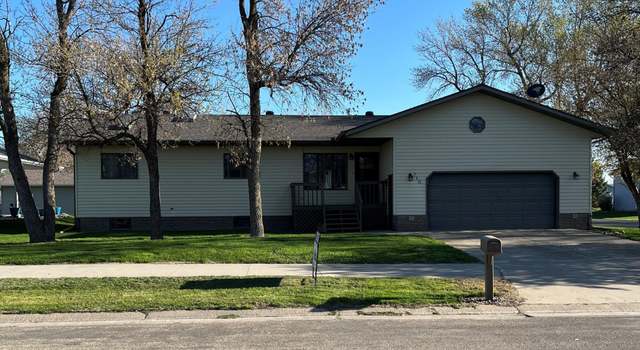 Photo of 710 8th Ave NE, Dilworth, MN 56529