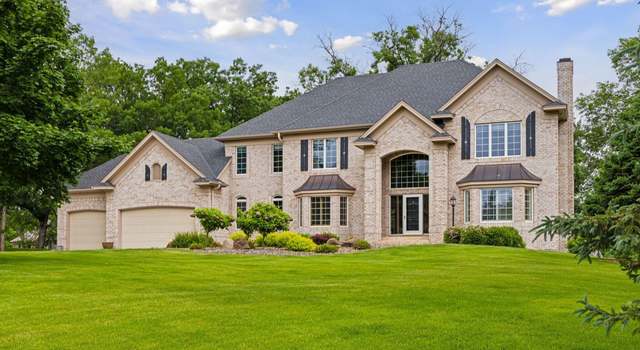 Photo of 2 Bent Tree Ln, North Oaks, MN 55127