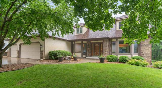Photo of 469 Lake Wabasso Ct, Saint Paul, MN 55126