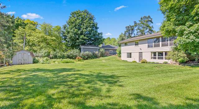 Photo of 5501 Holiday Rd, Minnetonka, MN 55345