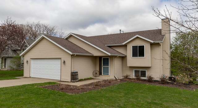 Photo of 3559 Arbor Dr NW, Rochester, MN 55901