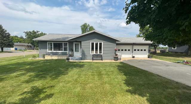 Photo of 824 Irving Ave SW, Wadena, MN 56482