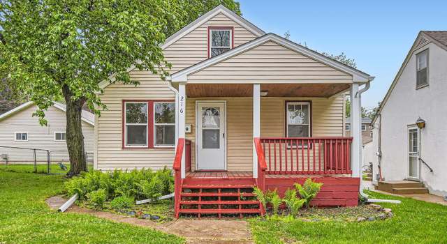 Photo of 216 14th Ave S, South Saint Paul, MN 55075