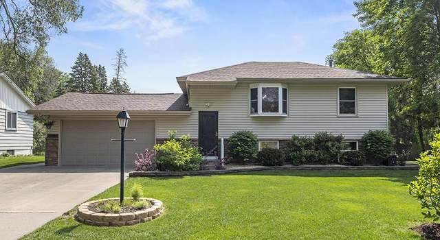 Photo of 11495 Terrace Rd NE, Blaine, MN 55434
