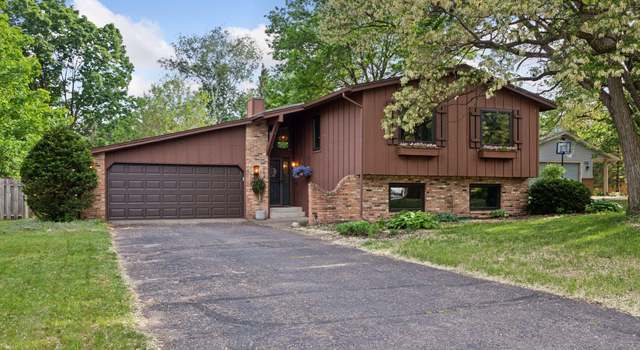 Photo of 164 Wendy Ct, Shoreview, MN 55126