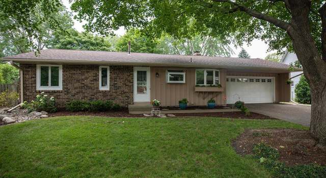 Photo of 10441 Quebec Ave S, Bloomington, MN 55438