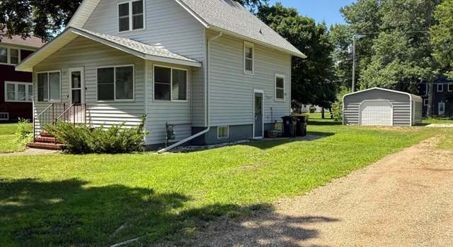Photo of 631 7th St, Walnut Grove, MN 56180