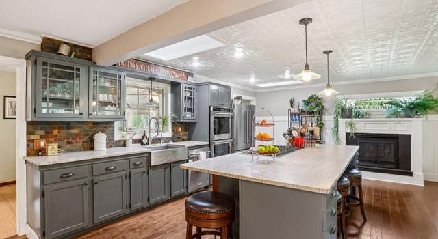 Photo of 409 E Park Ave, Luck, WI 54853