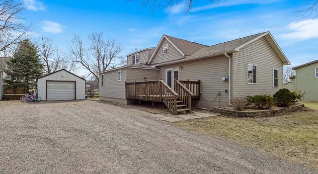 Photo of 502 Superior St, Milroy, MN 56263