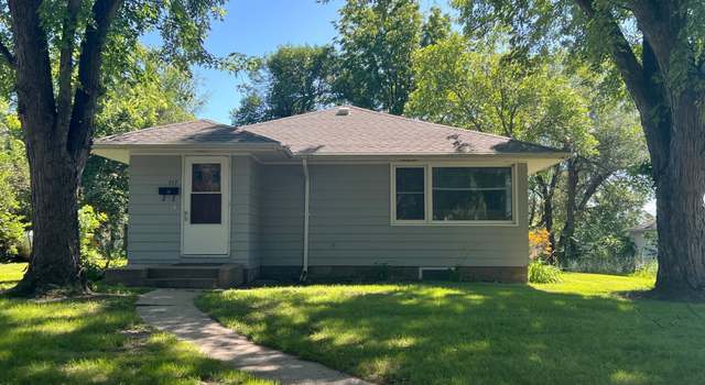 Photo of 117 4th St, Ortonville, MN 56278